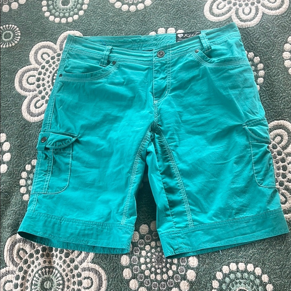 Kuhl Women’s Cargo Shorts size10